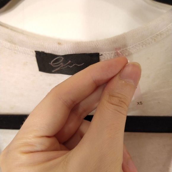 Cyrus Woman's Chic Girly Flowy White Shirt XS - Picture 5 of 6